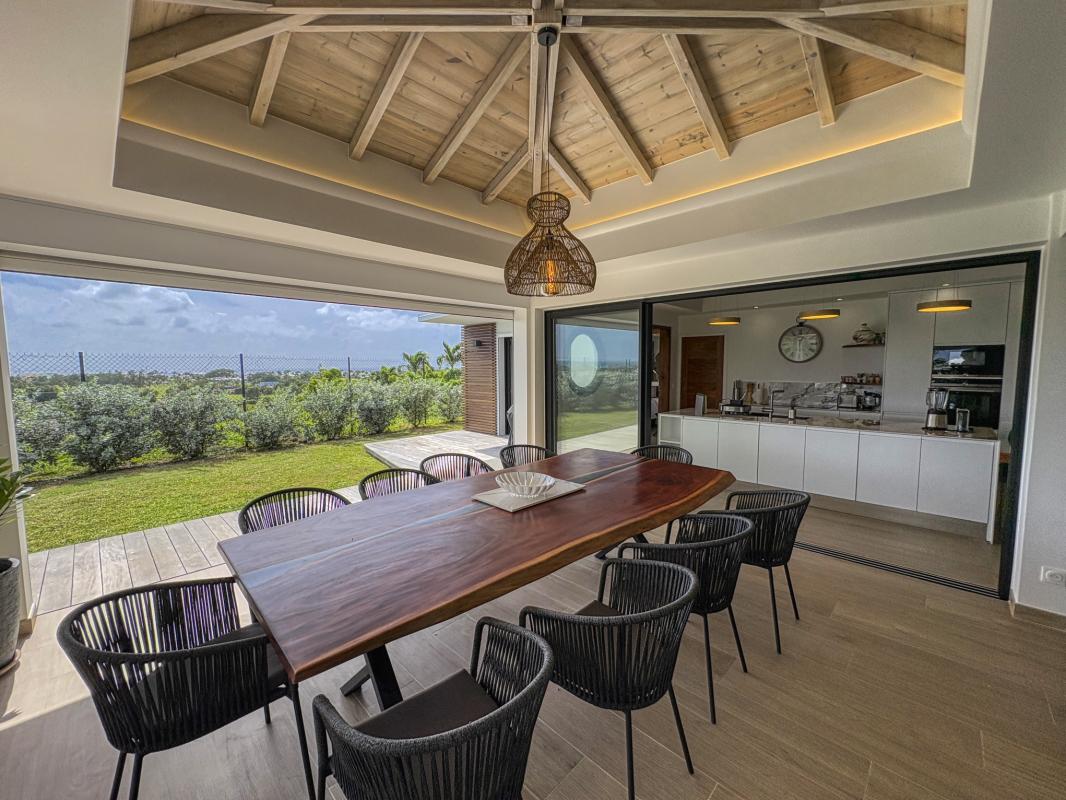 11.Location villa piscine Saint François Guadeloupe_terrasse